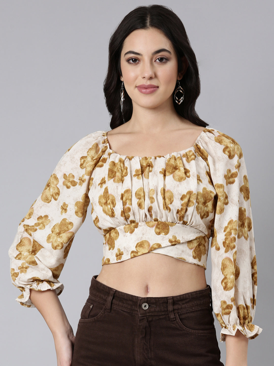 Women's Beige Floral Printed Square Neck Puff Sleeves Crop Top