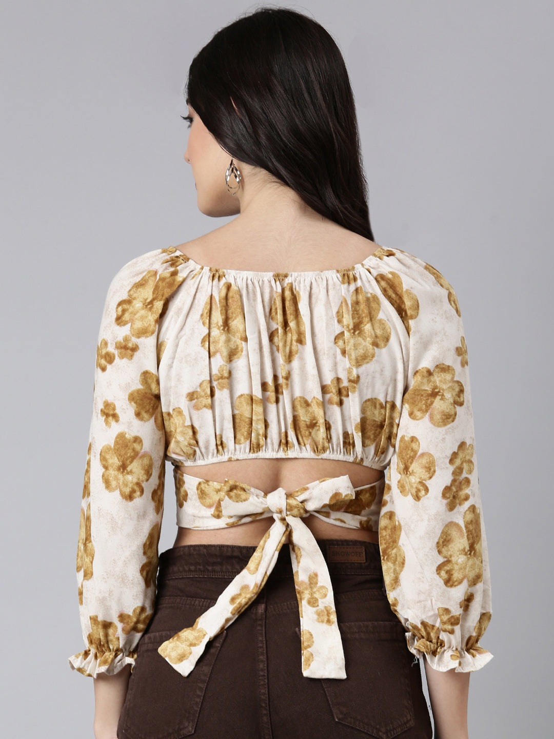 Women's Beige Floral Printed Square Neck Puff Sleeves Crop Top