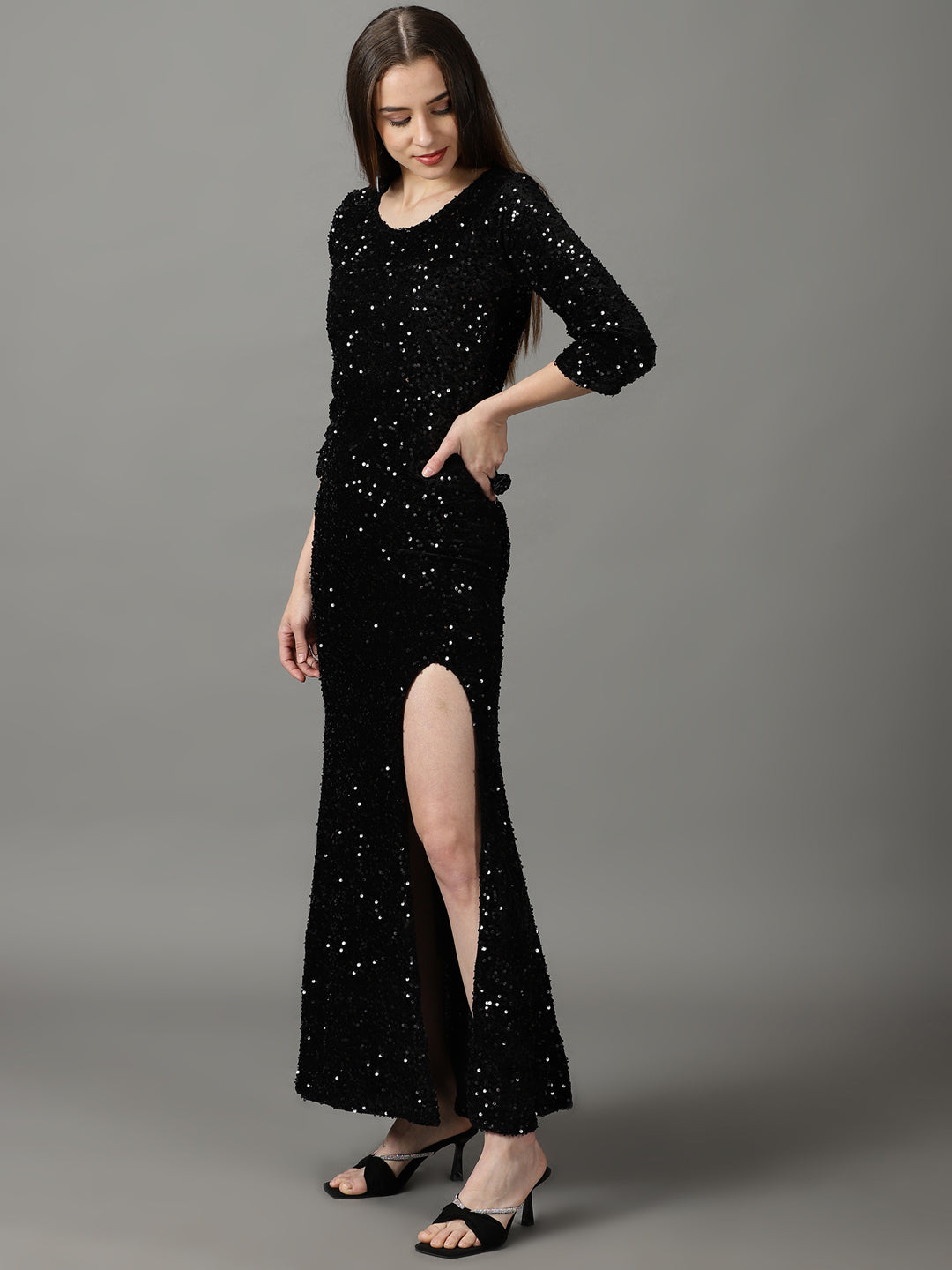Women's Black Embellished Mermaid Sequin Velvet Sheath Dress