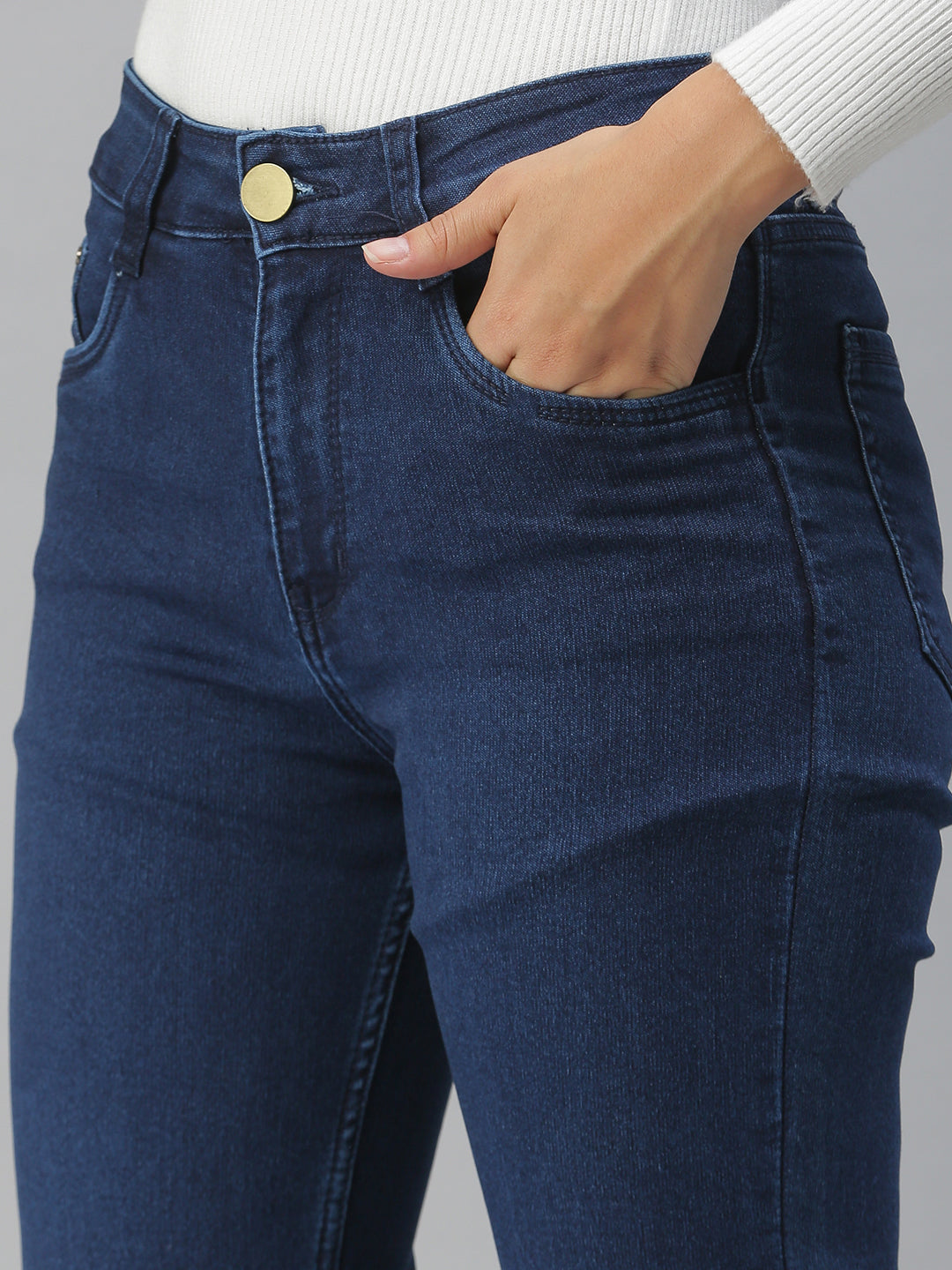 Women's Navy Blue Straight Fit High-Rise Stretchable Jeans