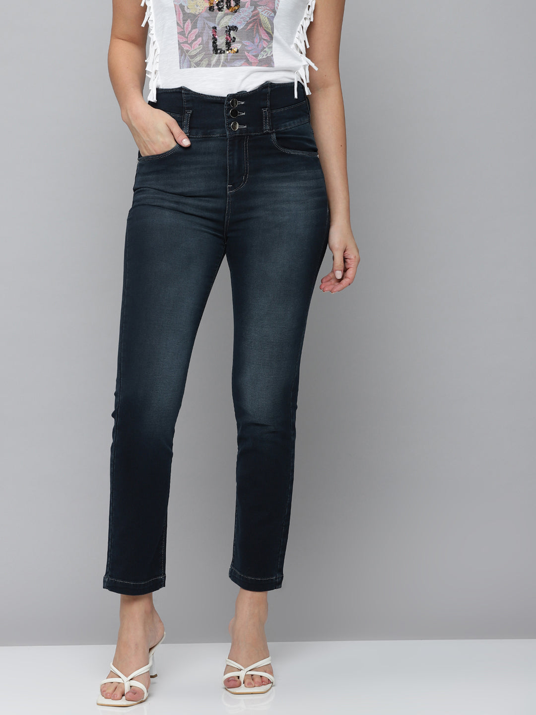 Women's Blue Jean Straight Fit High-Rise Light Fade Stretchable Jeans