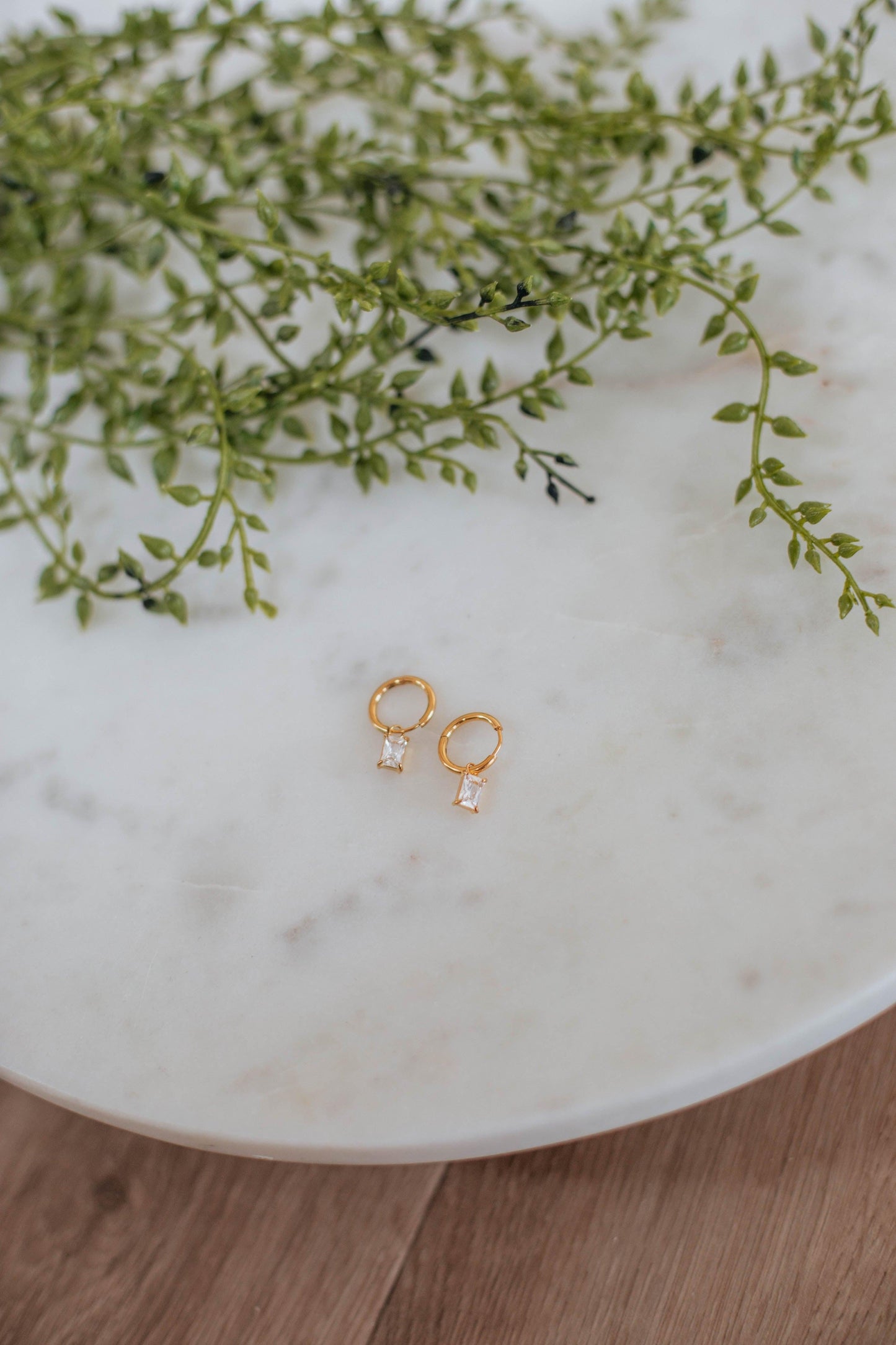 Raechel Earrings - Gold