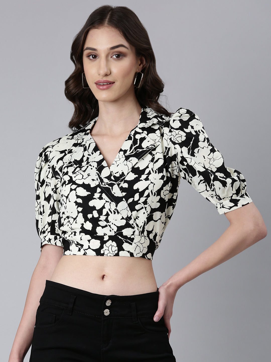 Women's Off White Floral Printed Puffed Sleeve Shirt Collar Wrap Crop Top