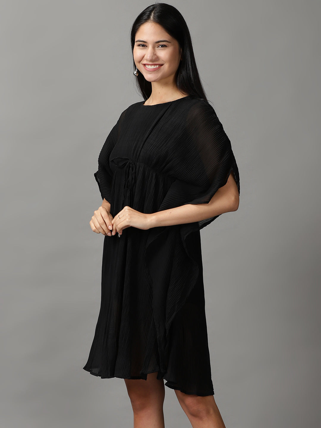 Women's Black Kaftan Short Sleeves Round Neck Dress
