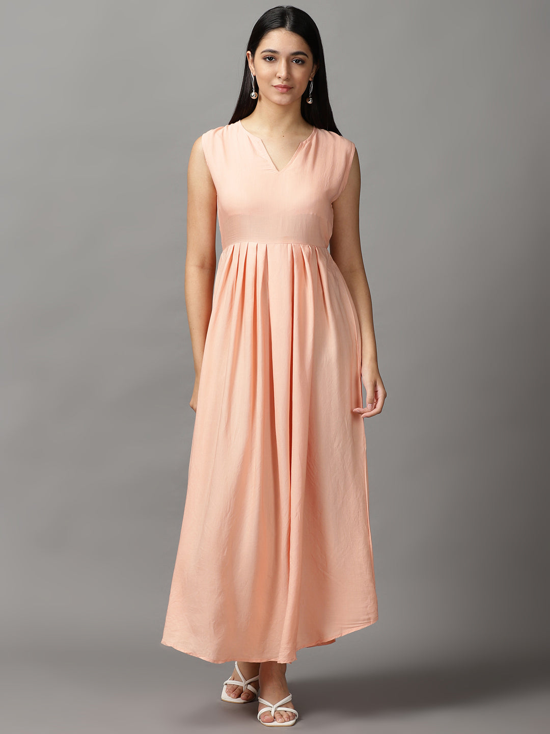 Women's Peach Sleeveless Fit and Flare Round Neck Maxi Dress