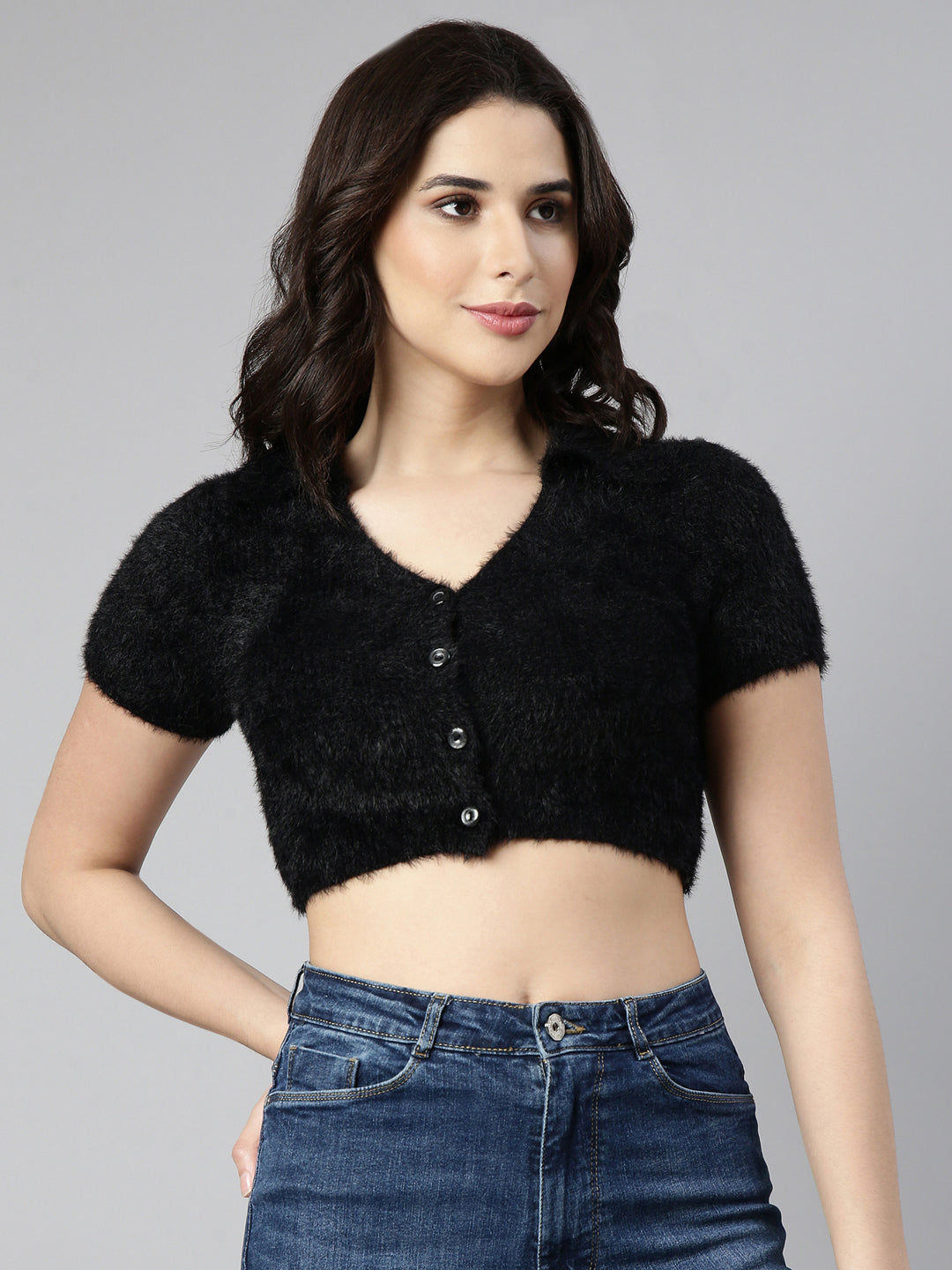 Women's Black V-Neck Short Sleeves Crop Top