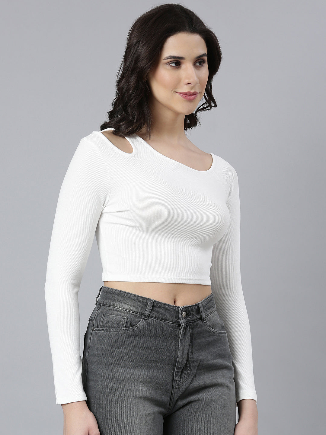 Women's White Round Neck Fitted Crop Top