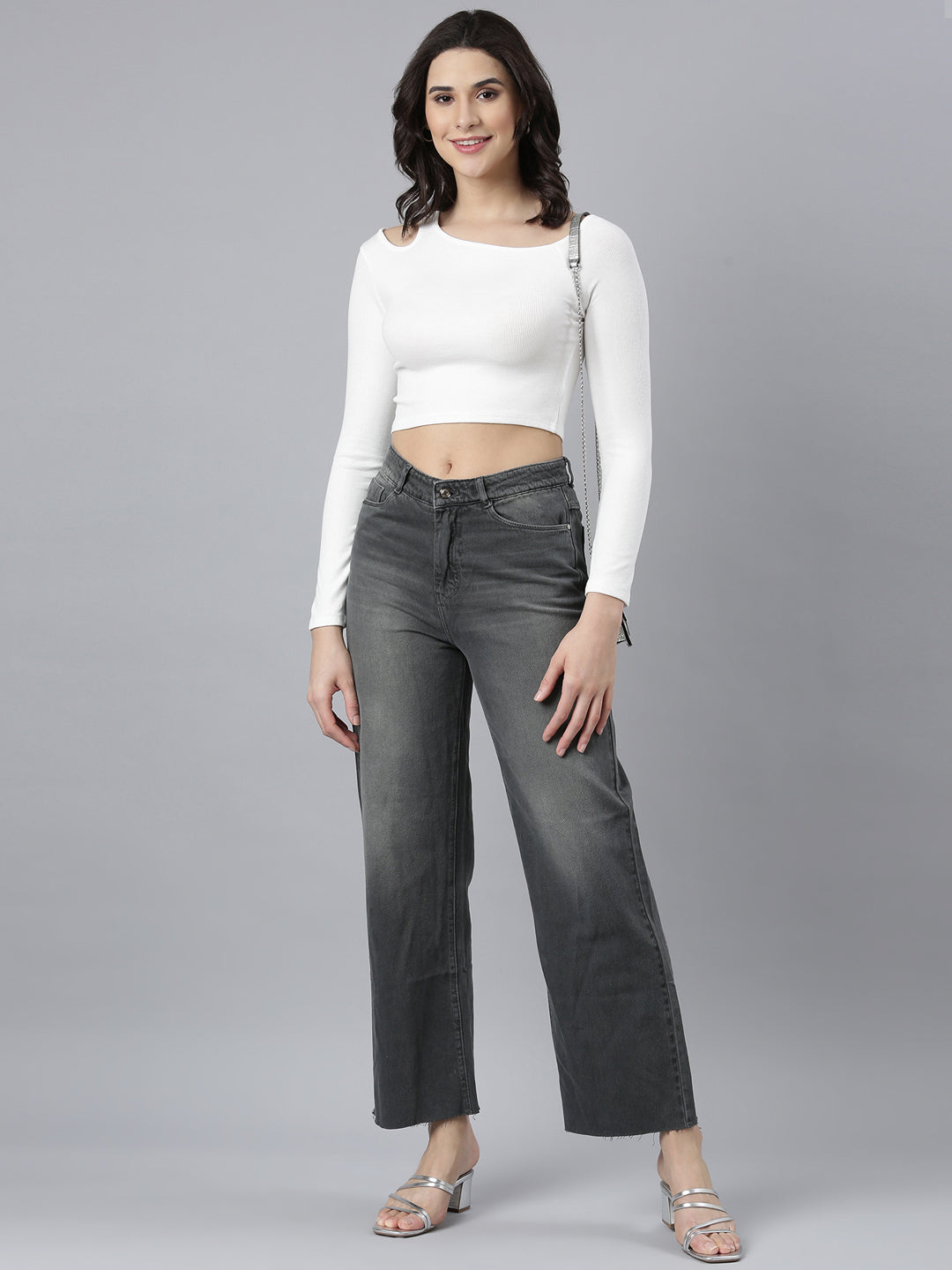 Women's White Round Neck Fitted Crop Top