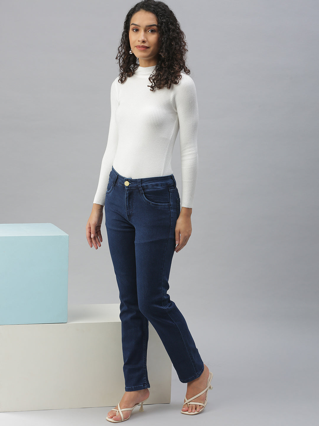 Women's Navy Blue Straight Fit High-Rise Stretchable Jeans