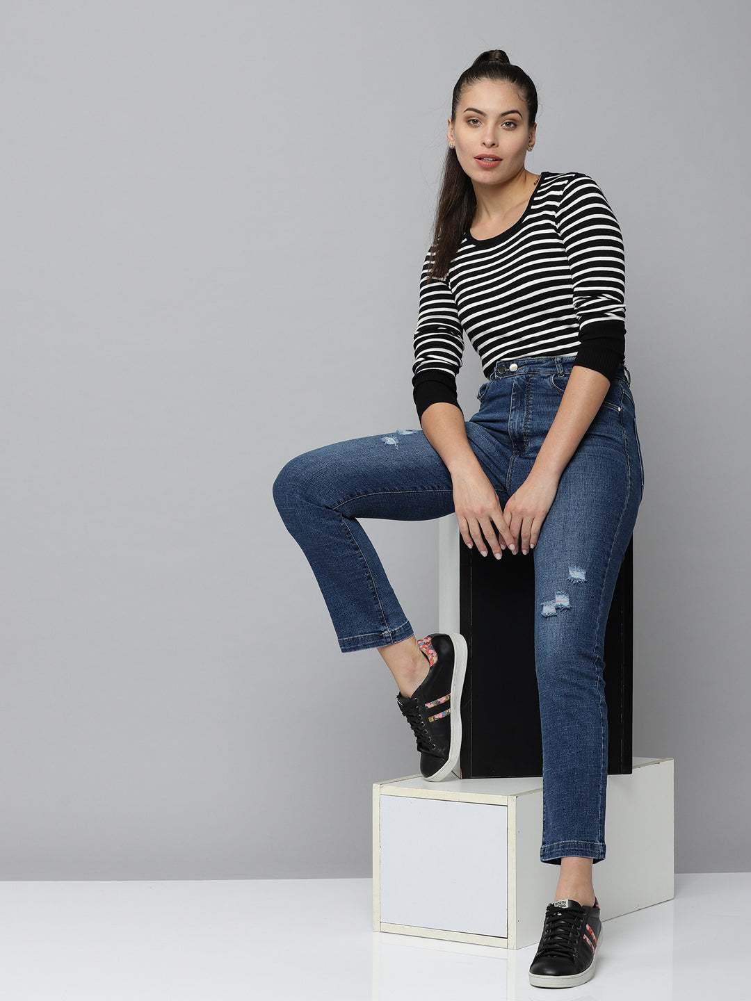 Women's Blue Jean Straight Fit High-Rise Low Distress Light Fade Stretchable Jeans