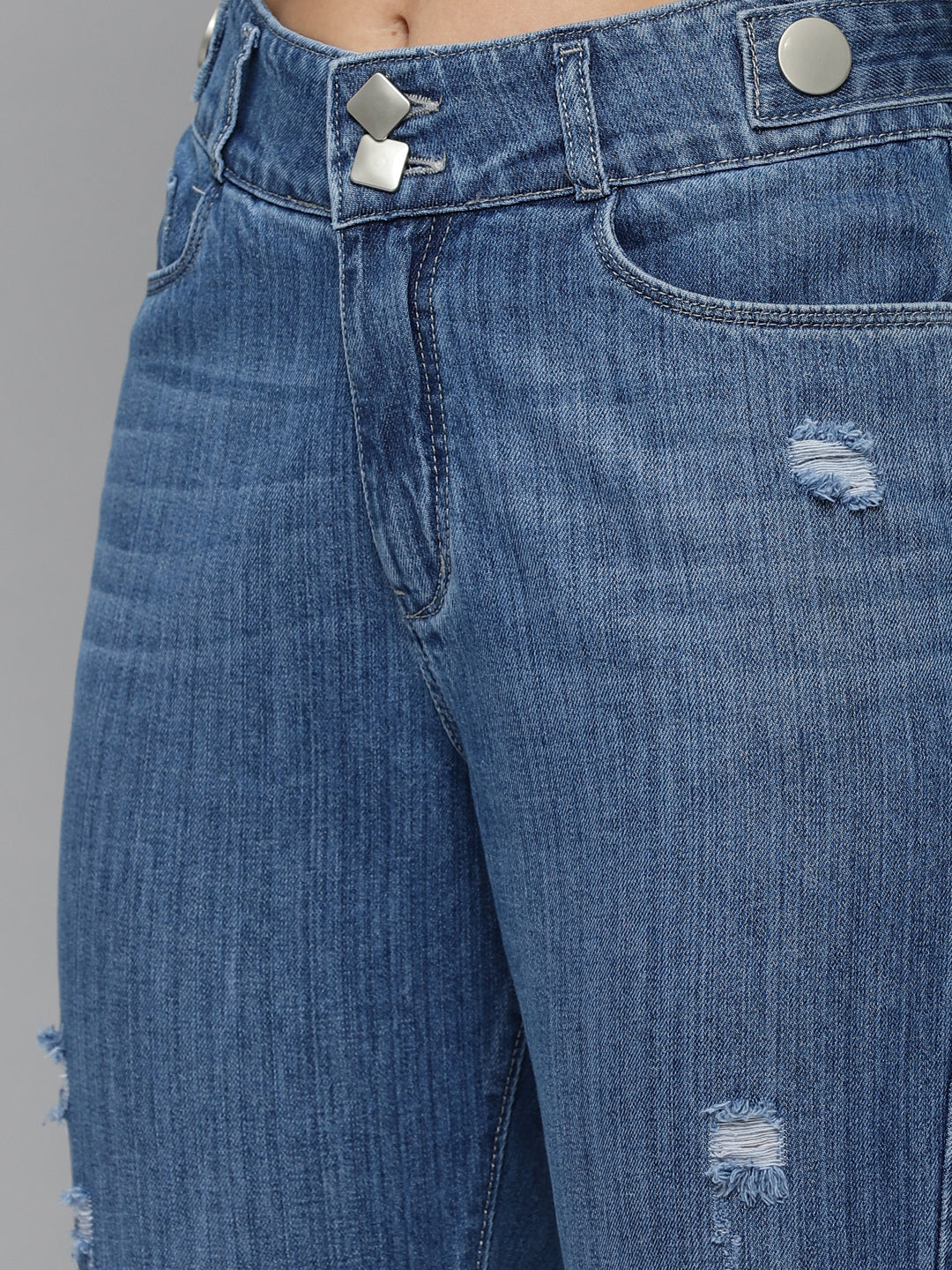 Women's Blue Jean Relaxed Fit High-Rise Mildly Distressed Light Fade Stretchable Jeans