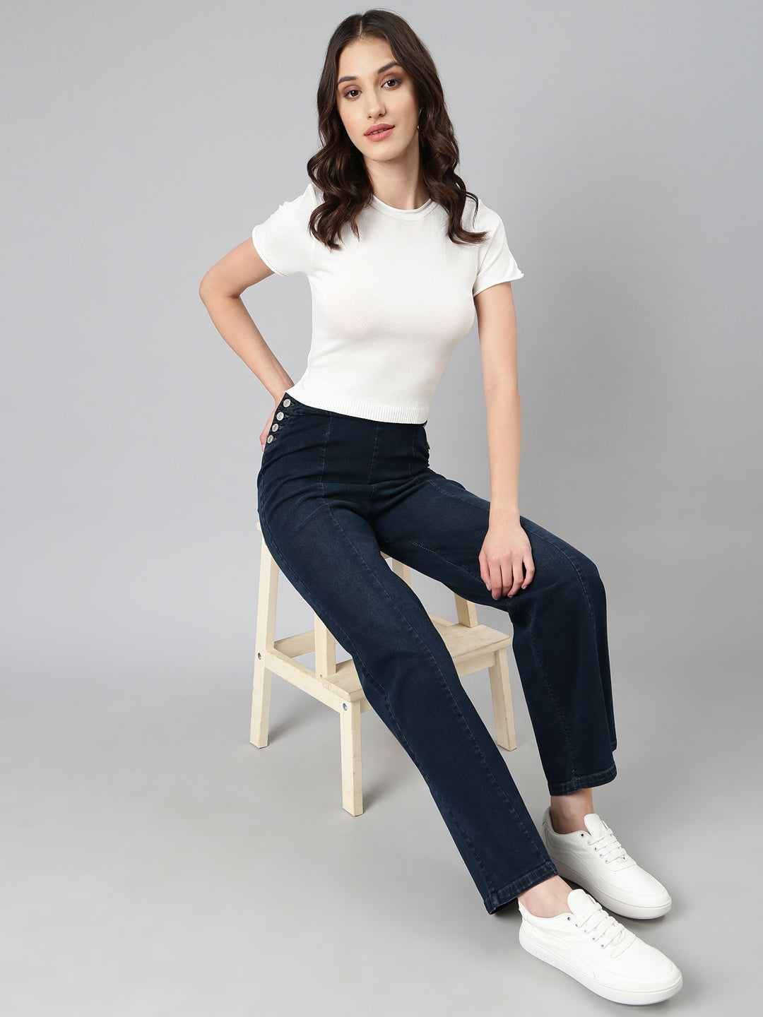 Women's Off White Short Sleeves Acrylic Crop Top