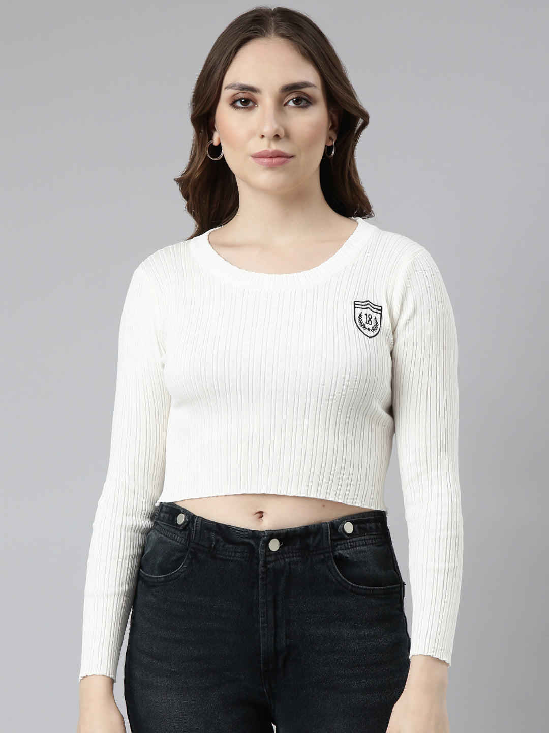 Women's Off White Round Neck Fitted Crop Top
