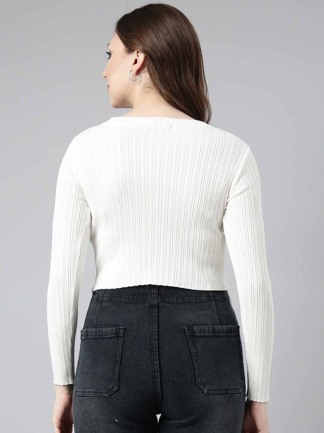 Women's Off White Round Neck Fitted Crop Top