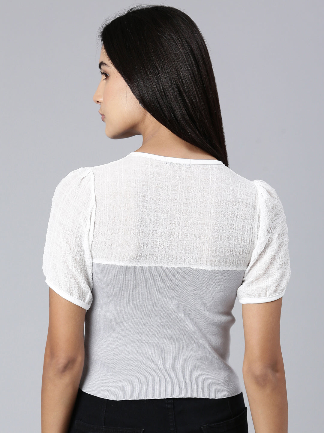 Women's Grey Colour blocked V-Neck Puff Sleeve Acrylic Crop Top